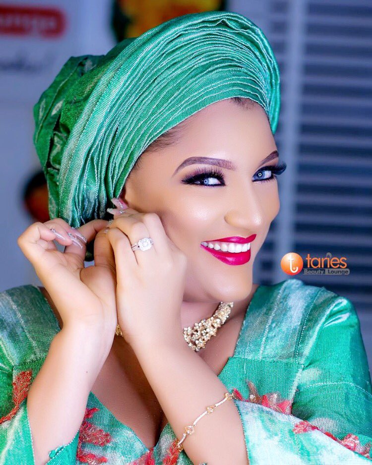 Gifty Powers Reacts To A Young Man Who Dashed An Homeless Man His Clothes