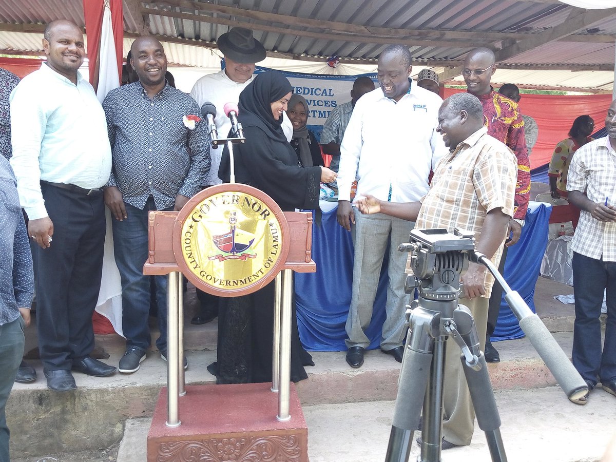 CaptainRuweida's tweet photo. I have this morning attended the launch of NHIF medicare program to 20,000 families by the Governor.I did commend the Governor for this noble project that will reach out to many needy families especially the vulnerable women and children.
@LamuCountyKe https://t.co/2WFdZVPcTK