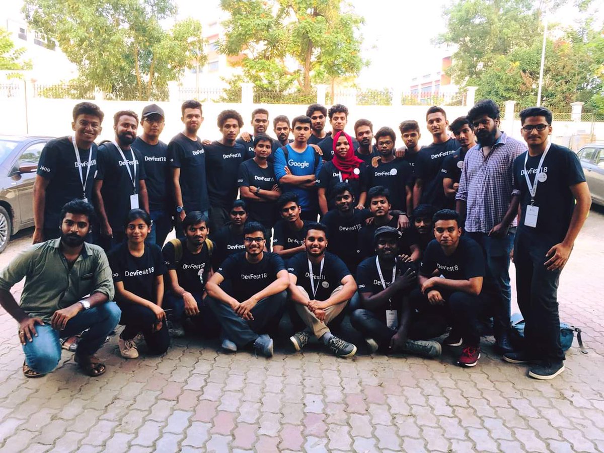 GDGCochin's tweet photo. GDG Cochin DevFest 2018 ❤️
#DevFest18 #DevFestCochin #DevFestStories #GDGCochin https://t.co/63FacWNydS