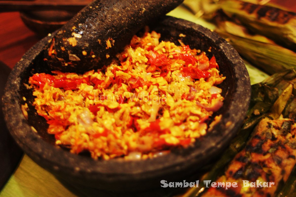 sbc_lenny's tweet photo. Indonesia Food https://t.co/GQ1HqbJK1t
