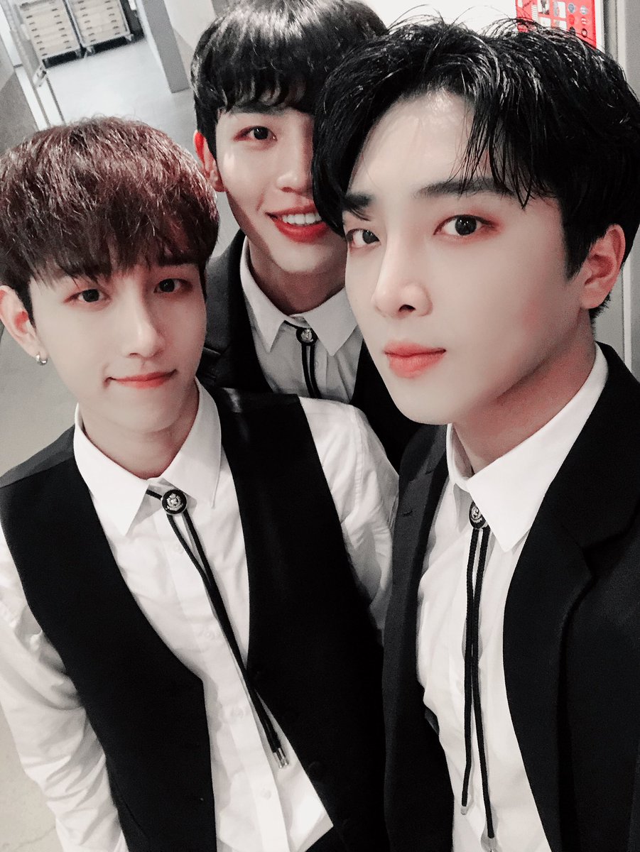 teamct_romeo's tweet photo. [윤성] ㅎㅎㅎ정장 입었다아아아|~~~🤣👍 https://t.co/MRZLAzgbWK