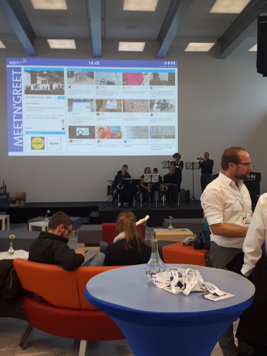 timoappenzeller's tweet photo. Get together at #MeetIT18 with the big band of #HHN https://t.co/d9blmbKOJh