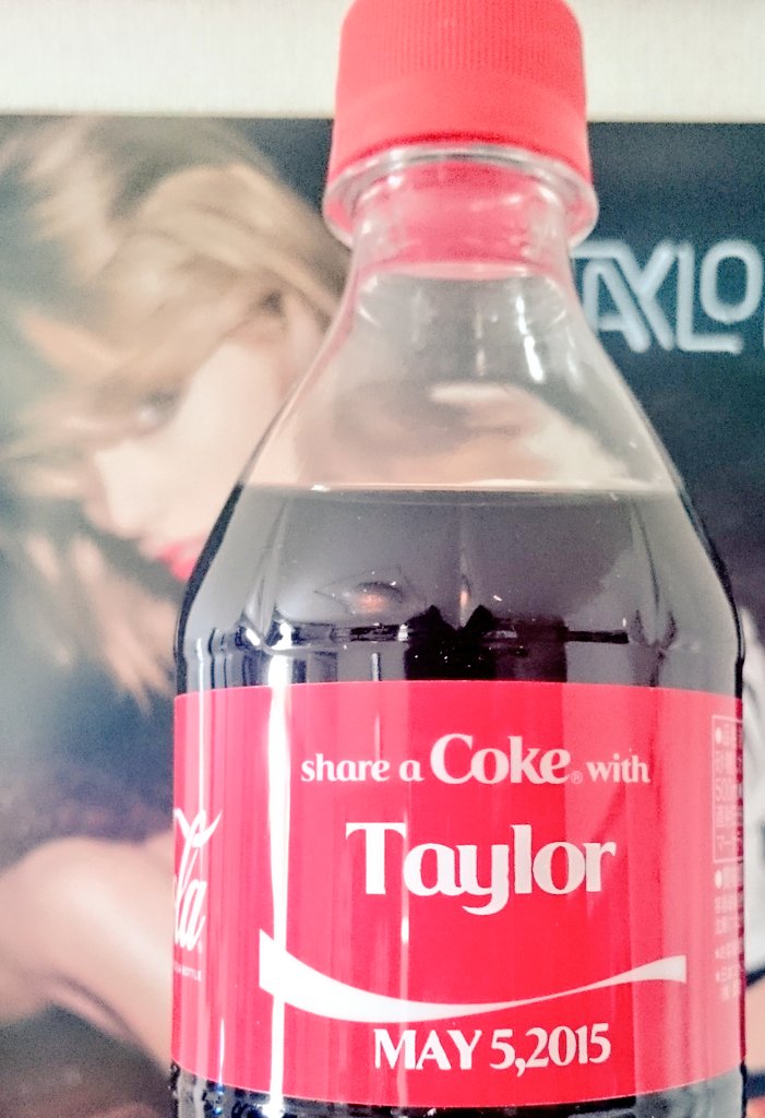 Kaolmcfly's tweet photo. #4YearsOf1989 Thank you @taylorswift13 @taylornation13 https://t.co/R3nC2bNeuf