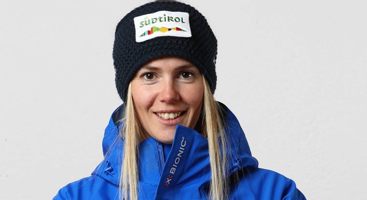 Fisiofficial's tweet photo. Domenica a @skipassmodena c'è la prova di big air di Coppa del mondo e Silvia Bertagna ha in serbo una bella sorpresa... https://t.co/mhTtASFhOB @Coninews @ItaliaTeam_it #WeAreFisi #FISITV https://t.co/D7Yq2zOoiz