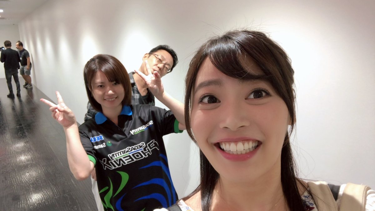 matsukayo0806's tweet photo. 今日のひょっこりは写真は！
初トップ、セガサミーフェ���ックス茅森早香選手(*´꒳`*)とチームメイトの近藤選手！！✨

インタビューの時より良い笑顔！！！！！笑

#Mリーグ https://t.co/sIsB0yjzBH