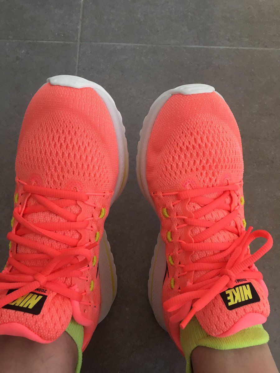 Ali Young (ALawYoung) Twitter