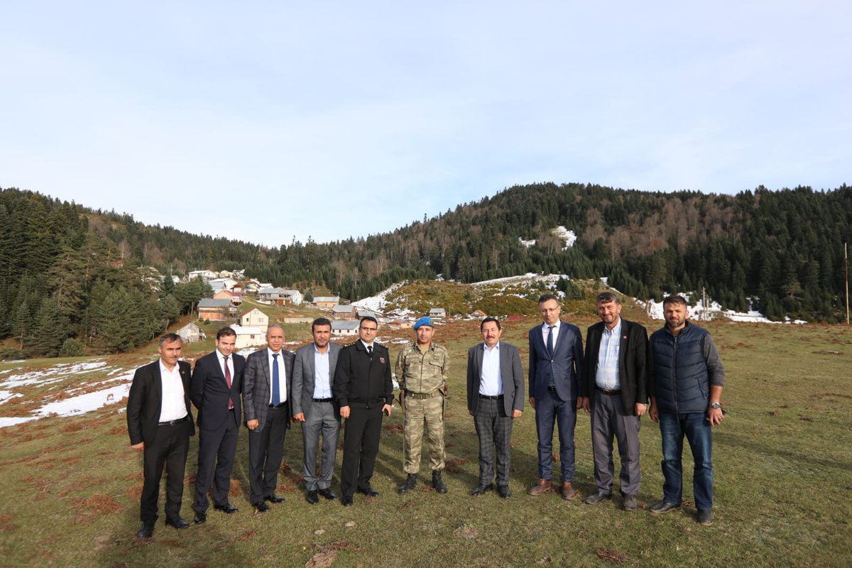 Türkiye'nin en güzel yaylalarından biri seçilen Çiğdem Yaylasından etrafı izlemek keyif veriyor. Özellikle ismini aldığı çiğdemlerin açtığı dönemlerde ayrı bir güzelliğe sahip yayla, yaklaşık 1500 metre yükseklikte temiz bir havaya sahip.