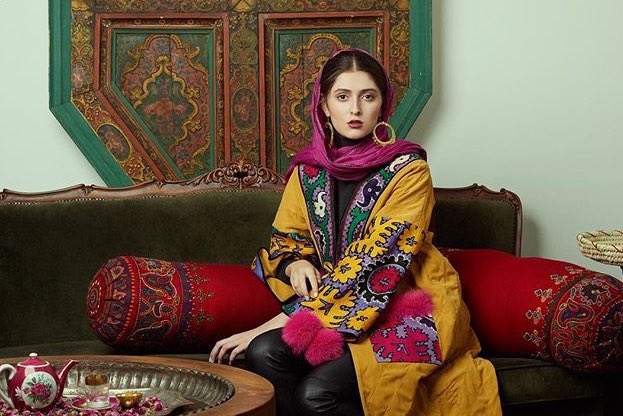 Authentic #Persian atmosphere, dressed in a timeless #AfsanehRahimian creation with abundance of #mottaka to chill &amp; relax, and being served #rose tea in a #GoleSorkhi teapot! #Sondos #lifestyle #fashion #IranianWomen