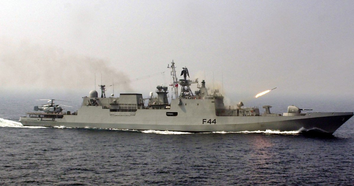 الهند تشتري فرقاطتين شبحيه نوع Krivak III-class المطوره من روسيا بقيمه 950 مليون دولار  DqwxgswW4AEwp1T