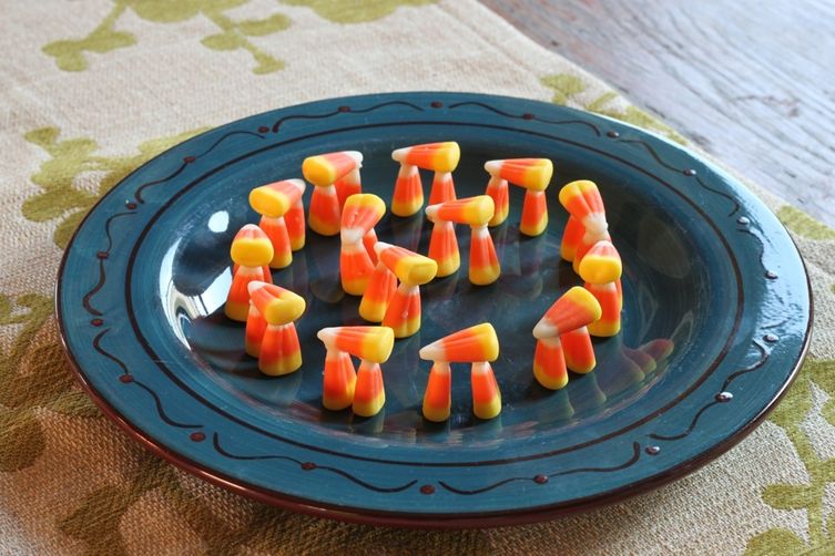 SchlomoBurdue's tweet photo. #UsesForCandyCorn The Druids used them to build this still-standing monument https://t.co/K6ZBFFJ8Ur