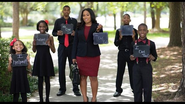 FOX4's tweet photo. Texas single mom of 5 passes bar exam after graduating law school https://t.co/KYON9vZFnY https://t.co/HTIPI1IYZa