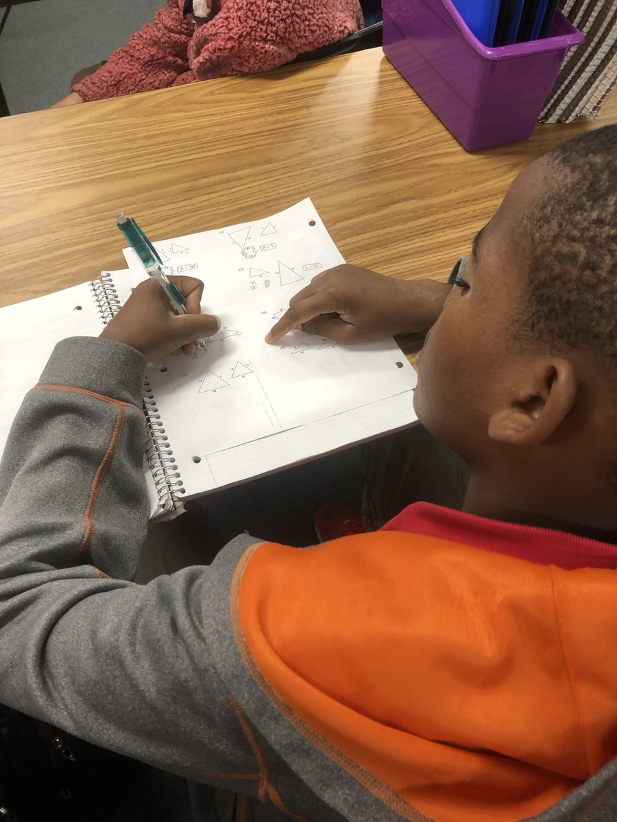 CyndiSmith17's tweet photo. Subbing in 7th grade math today. This is my happy place! @abilene_isd #theAbileneISDstory https://t.co/LZ5NlajjUD
