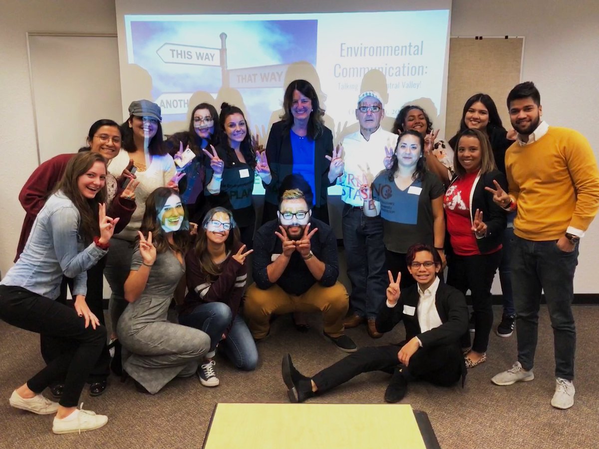 itsphylisha's tweet image. Enviormental Communication Workshop ✔️🌎  @TheIECA @FSMCJDept #prdogs