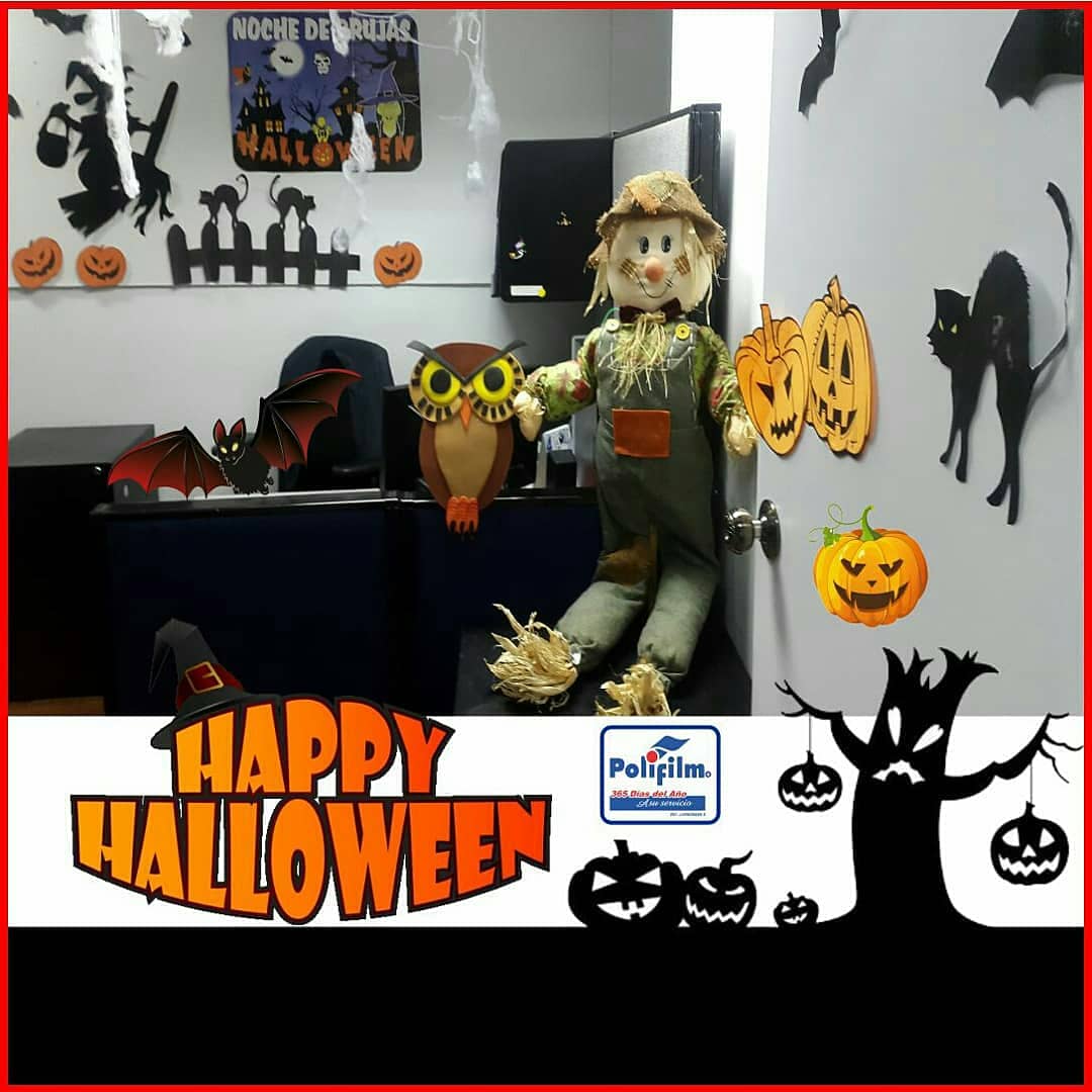 Polifilm_sa's tweet photo. En Polifilm de Venezuela S.A 
Celebramos el Halloween  con mucha alegría y optimismo. 
Vive tu día como si fuera el último día.
 #polifilm #Venezuela
 #halloween #happy https://t.co/3ivPyAEpz7