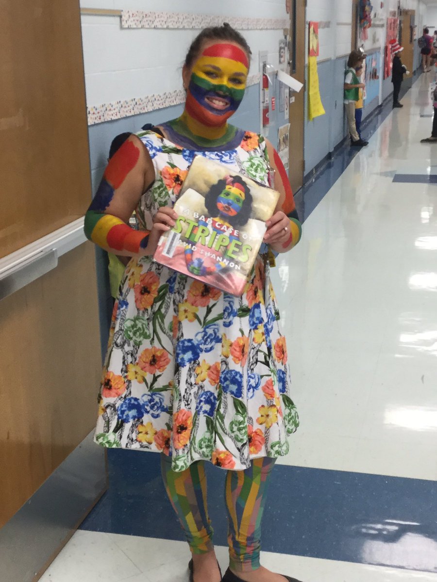 JoseGTexidor's tweet photo. Michael Elementary Book Character Parade!!! #starwildcard @NISDMichael https://t.co/mKy8YAE79E
