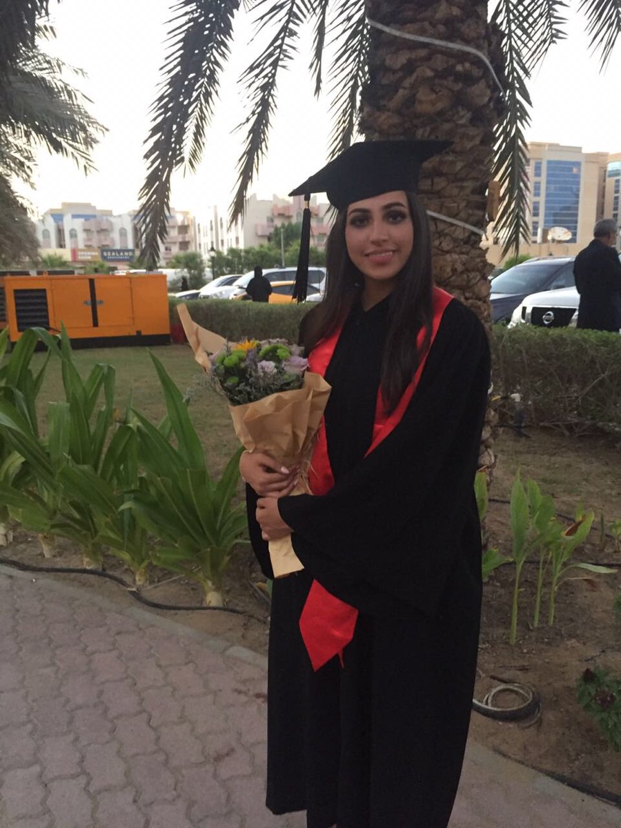 Dunja_Ro's tweet photo. Congratulations to my beautiful cousin Hanin! We are so proud, and we LOVE YOU ❤️❤️ #AUGRAD2018 https://t.co/L4D5wuFM3k