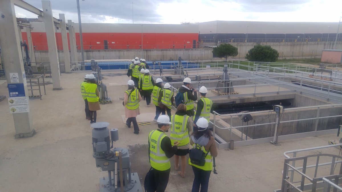 aigua_cat's tweet photo. After two days of productive panels and speeches in #AMWAJForum, activities continue with a visit at the #reuse water plant in #Llobregat waste water treatment plant @AMWAJForum @RevolveMediaCo https://t.co/plfrqWp4pO
