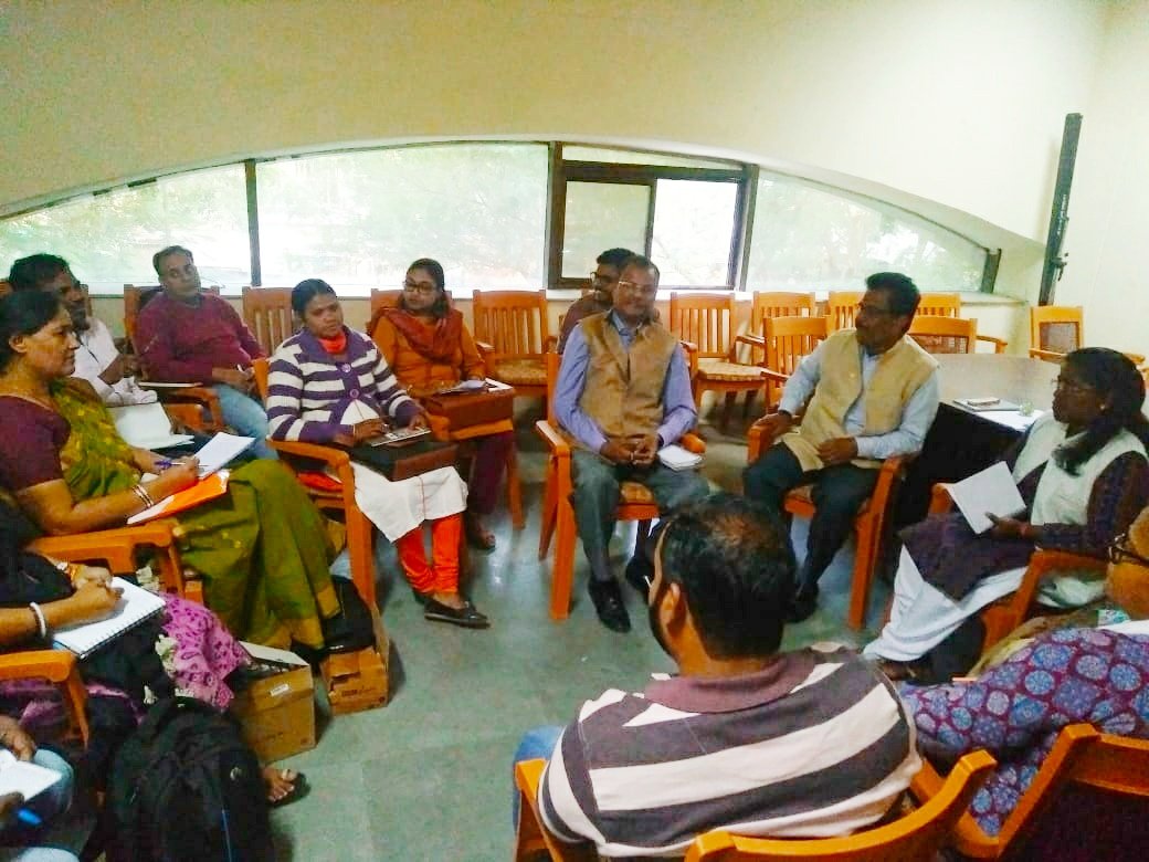 EkramPRO's tweet photo. Advocacy meeting with Jharkhand State Commission for Protection of #ChildRights #JSCPCR being organized today by @ActionAidIndia #BHC at Ranchi to discuss on the issues of #Trafficking and #ChildProtection. @sndeep @saurabhiirm @Dr_SharadKumari @SinghReshu1 @ArtiKujur https://t.co/UP2IB3QtK2