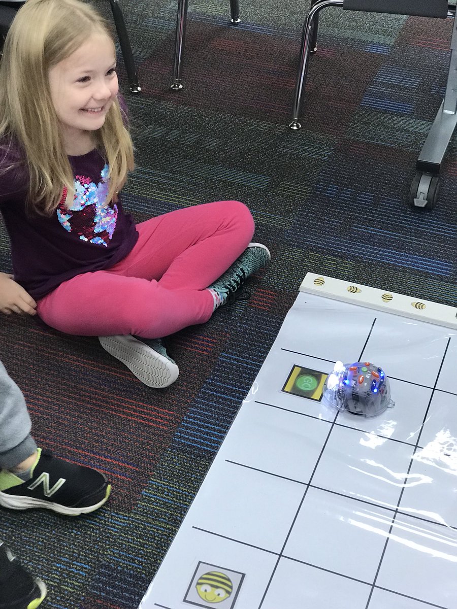 JodiM_Johnson's tweet photo. Fantastic morning with an intro 4Cs lesson in 2nd grade and coding BlueBots in Kindergarten! #edtechlife #techintegration #codingwithkinders #coding https://t.co/i3U0AVeqoC