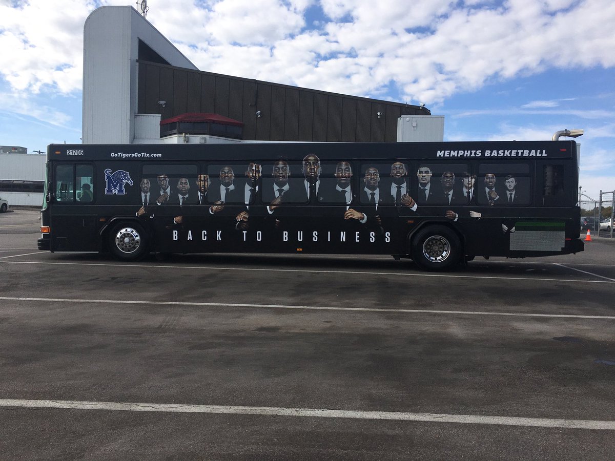 UofMPastPres's tweet photo. How do you make a fabulous BB poster even better? 
Put it on a bus. 
So you can share it with a City #GoTigersGo https://t.co/GMoF7CB5rn