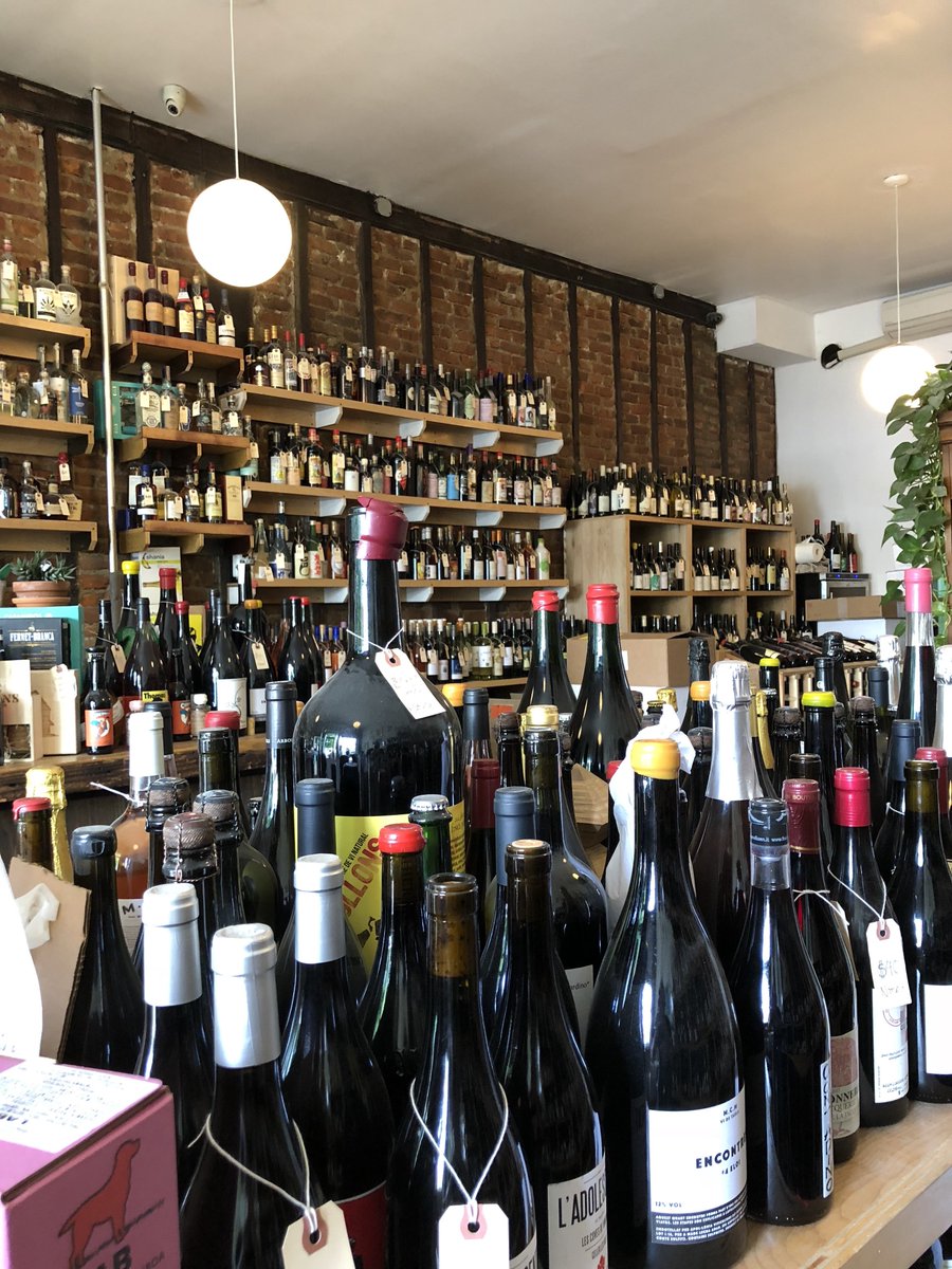 Heritage_Radio's tweet photo. Henry Glucroft of @HenrysBK was one of our guests on #HRNHappyHour last week. We talked @rawwine and tips for finding your perfect bottle in any shop. Plus, he'll be at our #CoFerment event next week!
Listen: https://t.co/KLZKNORg20
Co-Ferment Tix: https://t.co/TBcGX2HB3v https://t.co/TD1S8mZLBv