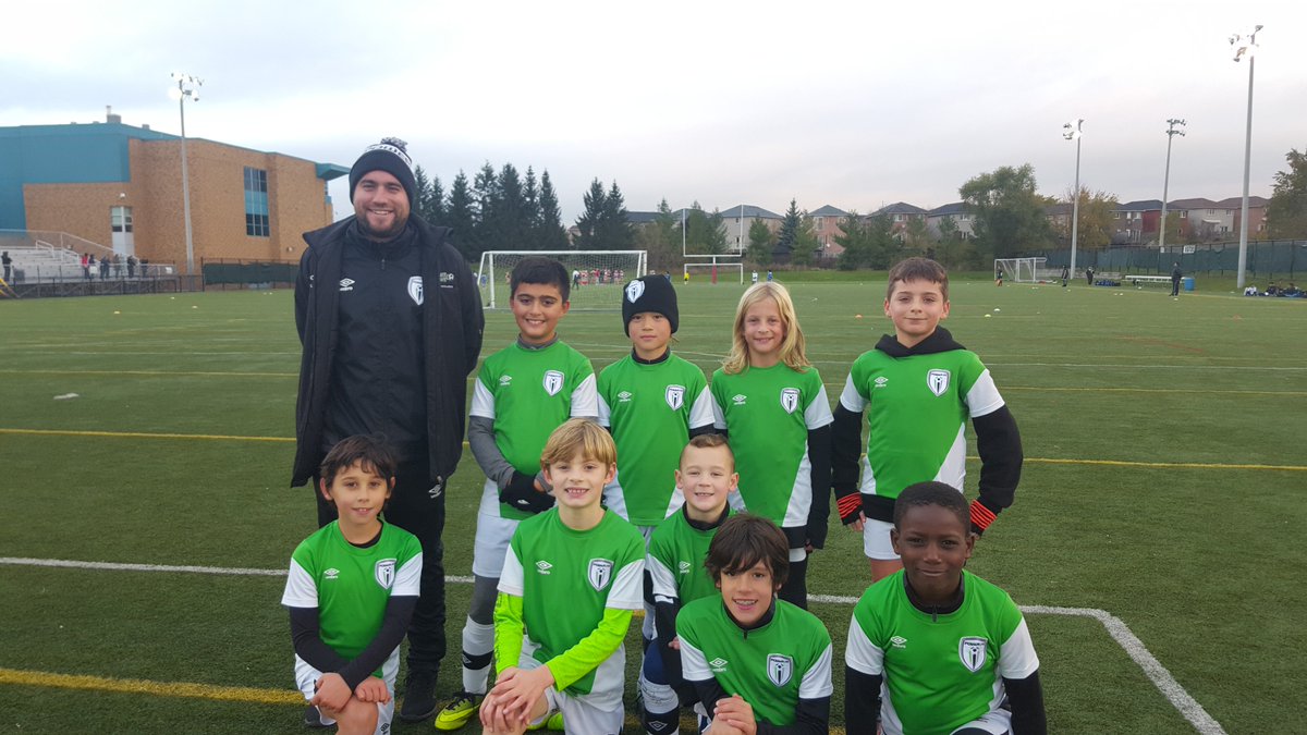 Power FC U9 team with Coach Justin, after their game vs DERO Academy, in Vaughan this past weekend. #Powerfc #OASL #buildingbetterplayers