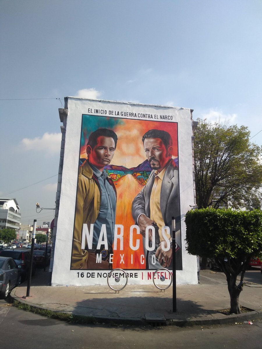 GerCaR78's tweet photo. #Narcos @netflix @diegoluna_ grandioso mural. https://t.co/BFLBJawJEY