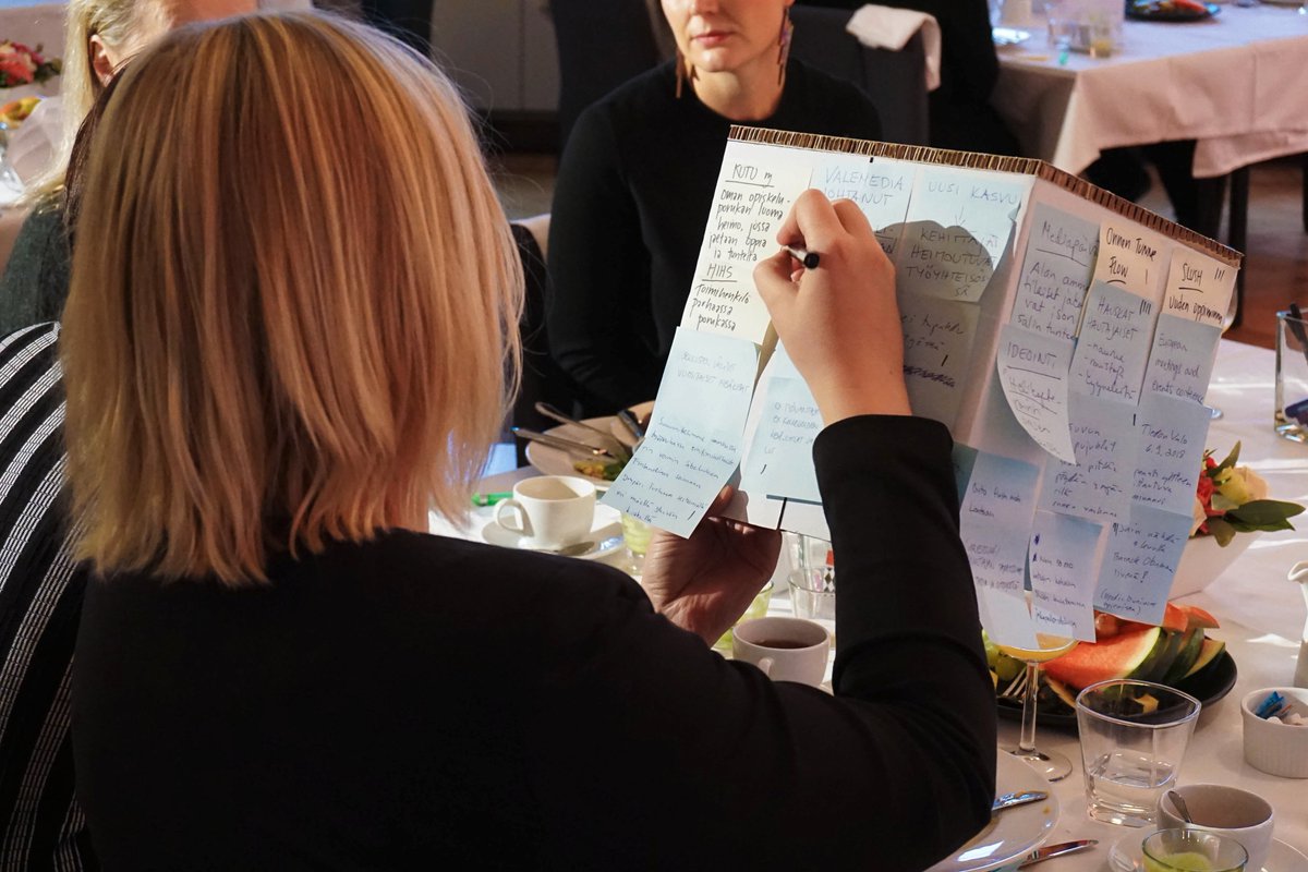 Kiitos huikeasta aamusta ja ensimmäisestä TT Event Labista ikinä kaikille - panelisteille, vieraille ja yhteistyökumppaneille (<a href="/Royalravintolat/">Royalravintolat</a>, Bright ja Pågå)! Raportti aamun opeista on tulossa jakoon pian myös niille, jotka eivät tällä kertaa mahtuneet mukaan.