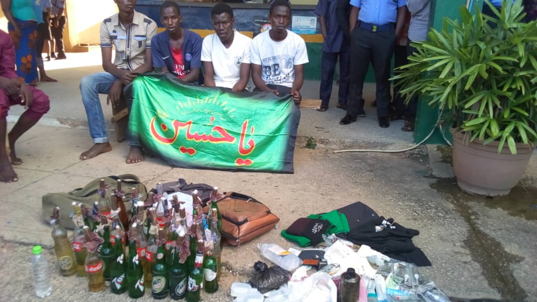 tvcnewsng's tweet photo. Just in: 

More than 400 Shiites arrested by police after Tuesday's clash in the Wuse district. The suspects were arrested with petrol bombs and illicit drugs https://t.co/CFtov5wLCd