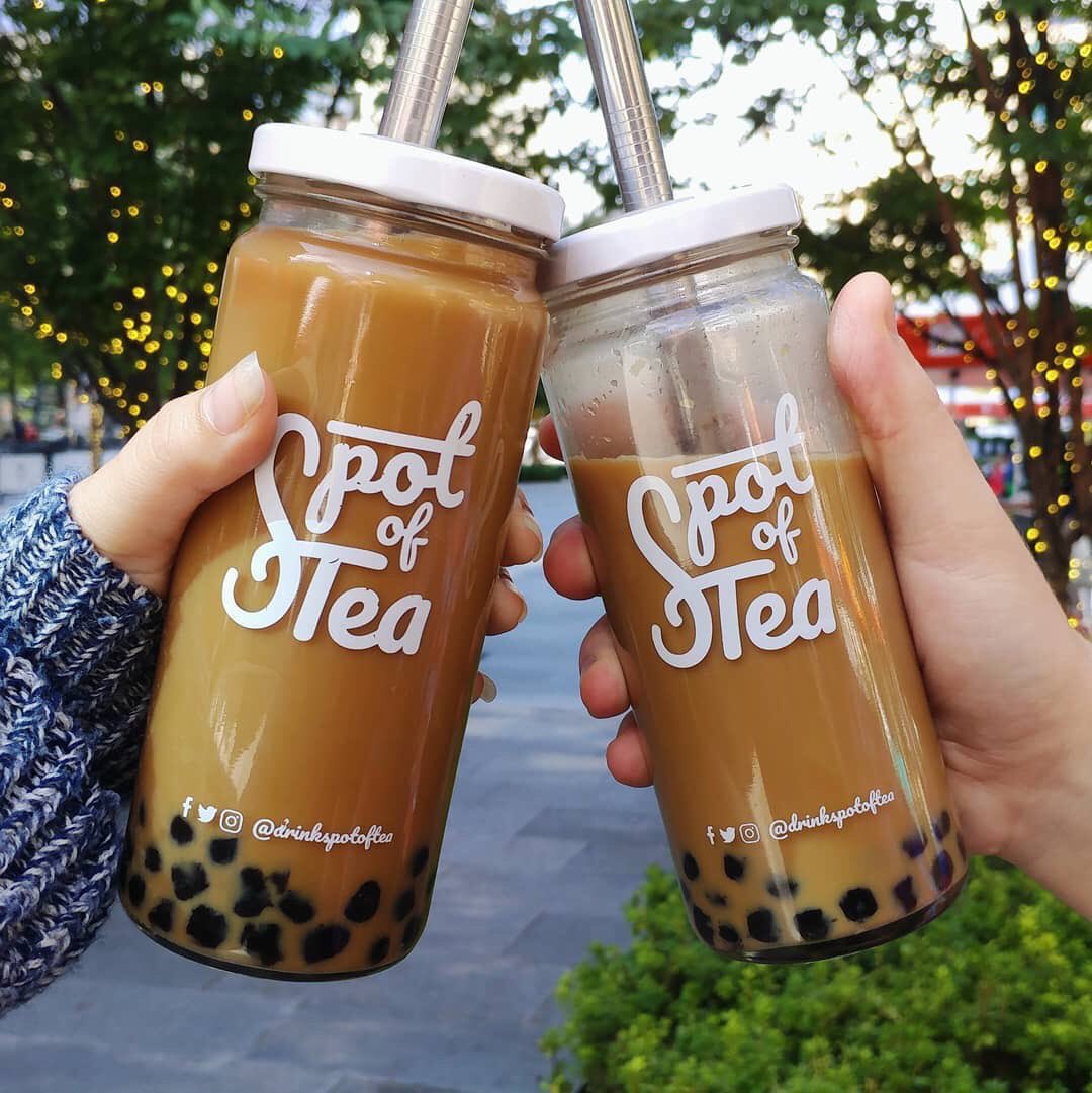 There are two types of people: those who gram before they sip and those who can't wait! Head to The Park at CityCenter to grab your favorite <a href="/drinkspotoftea/">Spot of Tea</a> drink before our farmers market leaves for the season! #FarmersMarket #TheParkatCityCenter #SpotOfTea #CityCenterDC