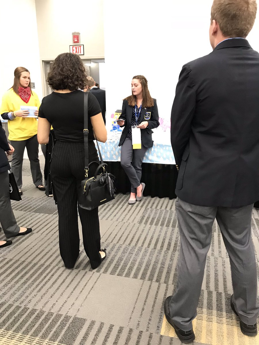 PburgDECA's tweet image. So proud of these kids! 🔷 Reach for the Sky my friends🔷