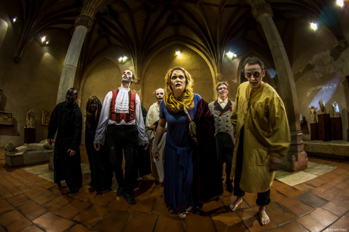museumtoulouse's tweet photo. [RAPPEL] JEU PHOTO POUR #HALLOWEEN ! @museumtoulouse et @MuseeAugustins
 1⃣Venez à Musées Hantés le 31/10 https://t.co/I4HaG0frYT
2⃣ Prenez votre photo la plus HORRIBLEMENT BELLE
 3⃣Postez-la avec le hastag #HorriblementBeau
ℹ️ https://t.co/JyF4lvsKYw https://t.co/6zWzlU9MDc