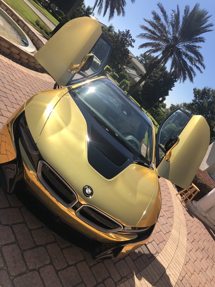 Jonvlogs's tweet image. Meu neném de verdade ..