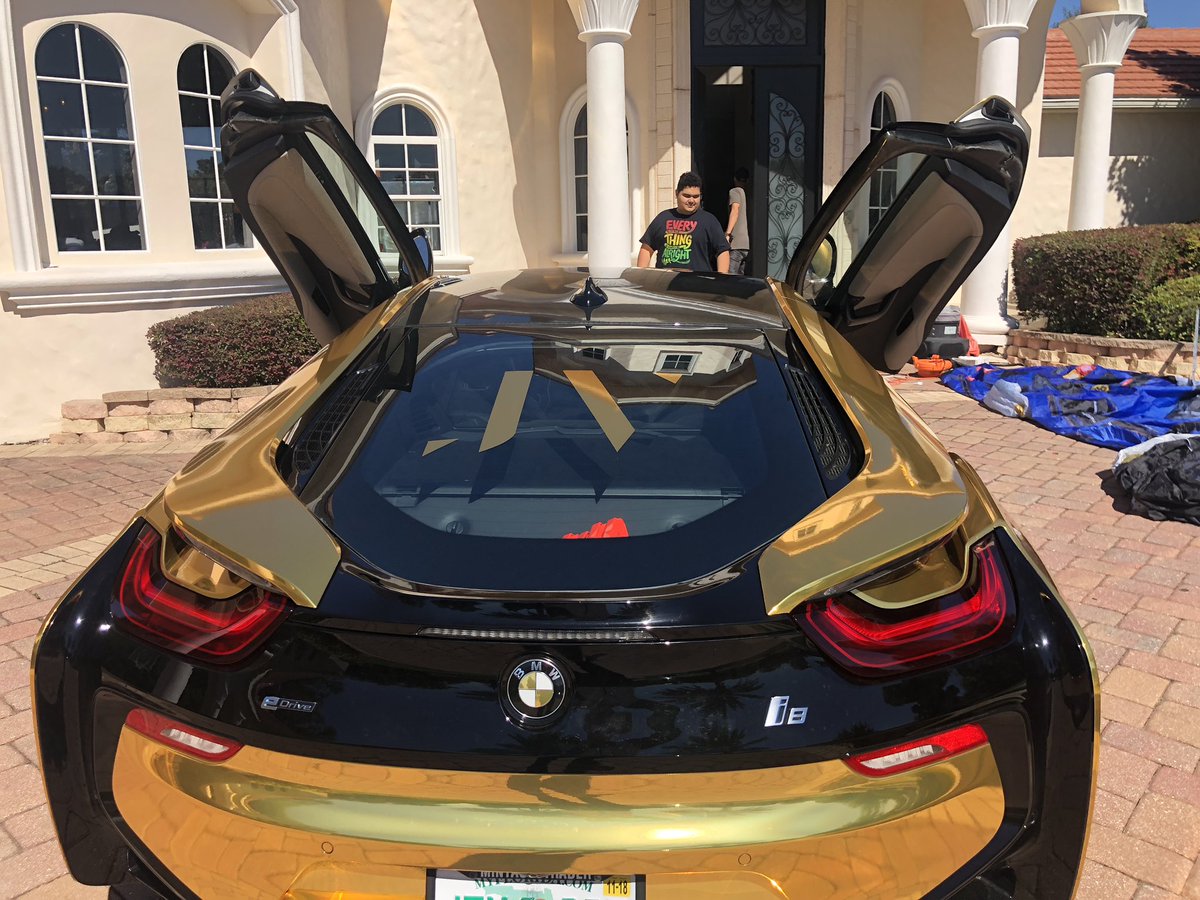 Jonvlogs's tweet image. Meu neném de verdade ..