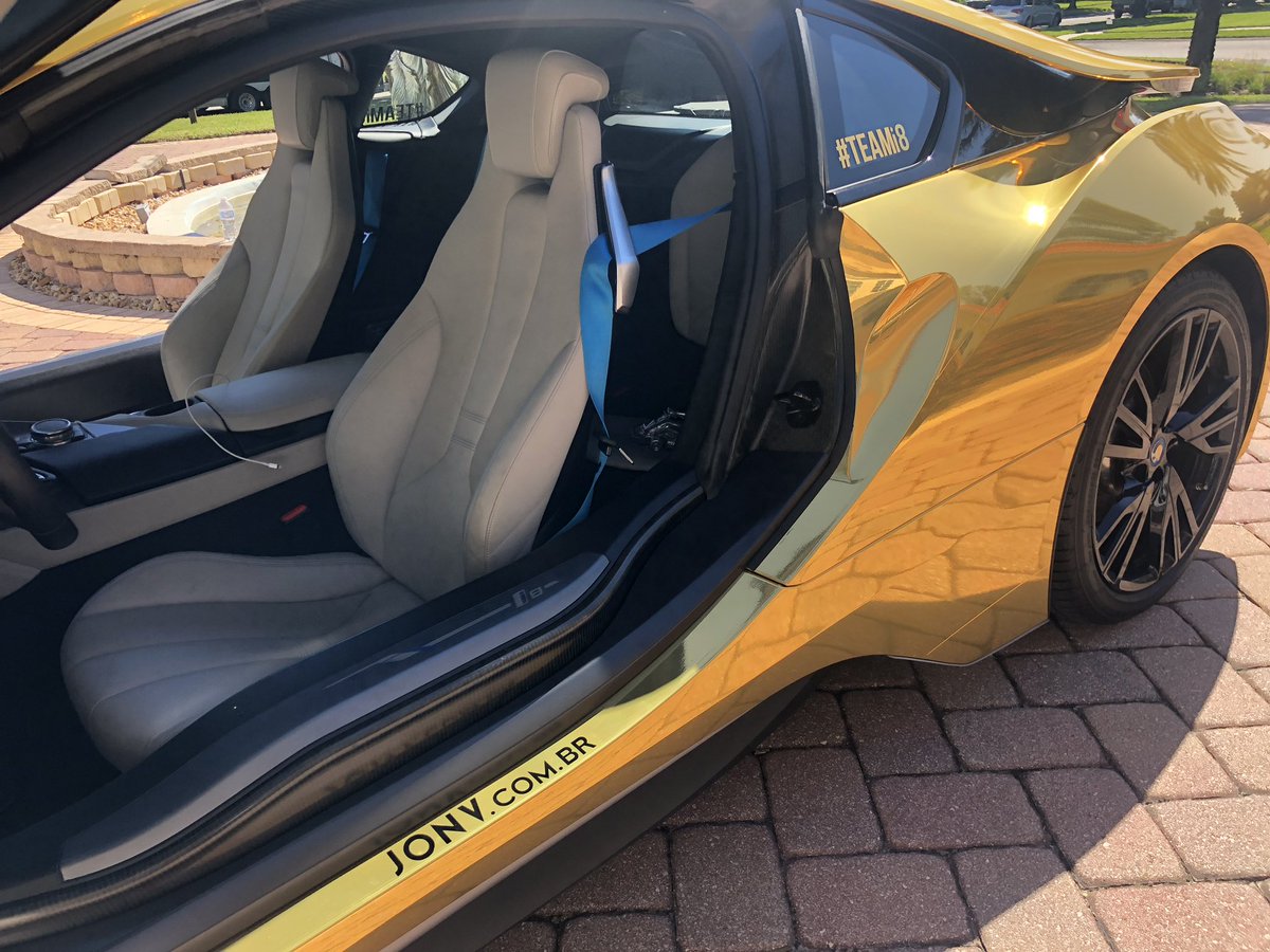 Jonvlogs's tweet image. Meu neném de verdade ..