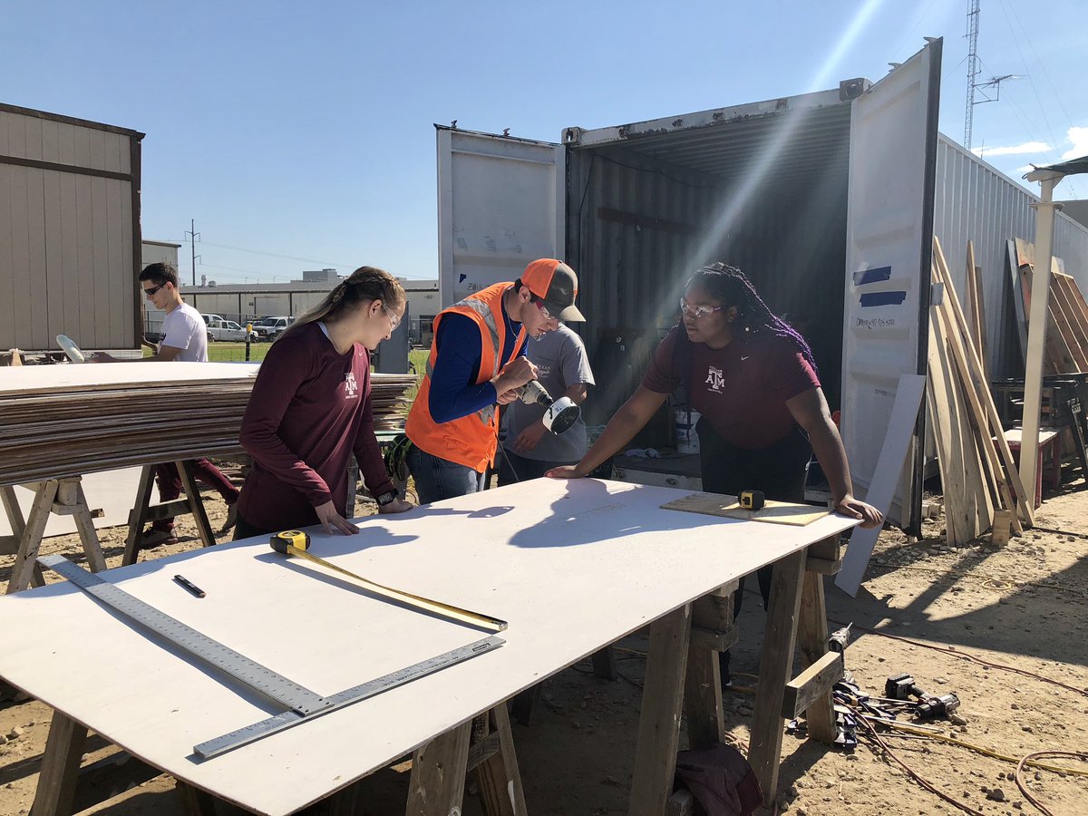 BUILDtamu's tweet photo. Thank you to @siemens for the generous donation and partnership we have created! BUILD’s impact around the world is only possible because of relationships with companies like Siemens. https://t.co/SHCjeCdErU