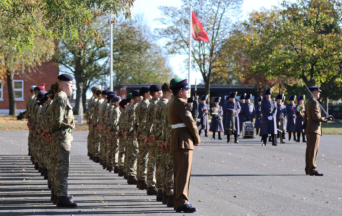 armyeastengland's tweet photo. A huge well done to the Phase 1(B) Army Reservist Recruits who successfully completed their two weeks training at the Army Training Regiment in Grantham. Lieutenant Colonel Jane Cattermull Royal Logistic Corps was the Inspecting Officer of the parade. https://t.co/UfMCxKlghf
