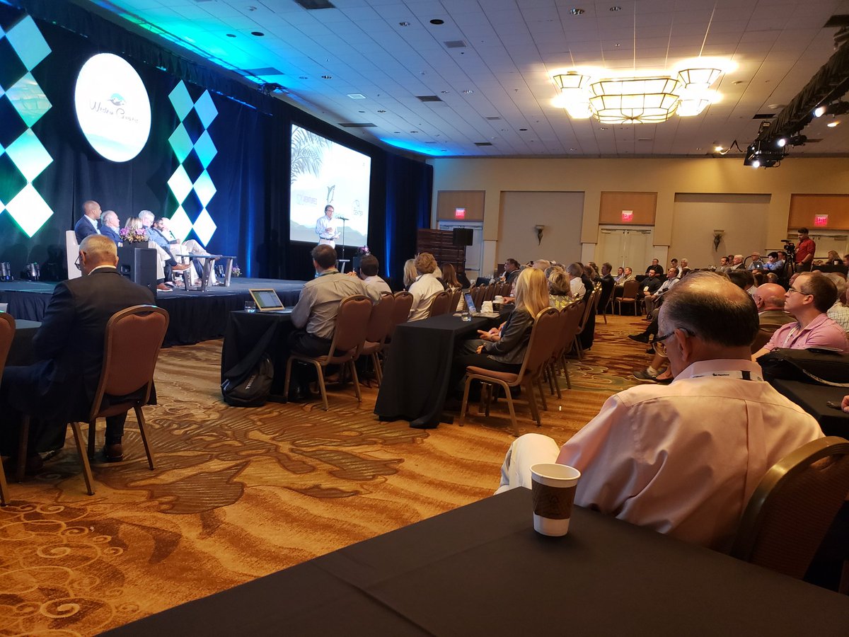 tracmapcolin's tweet photo. Looking forward to the Agsharks presentations #WGSf18  at #wgagm chaired by Central Valley farmer Stuart Woolf. https://t.co/uH4vCFmys5