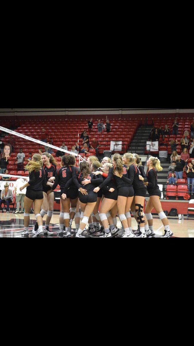 TheLojoJungle's tweet photo. ATTENTION JUNGLE⚫️🔴!! ITS PLAYOFFS BABY!!!! Your state ranked lady leopards play Lebanon Trail tonight at 7 @ Allen highschool, let’s be there and be LOUD!!!! https://t.co/5ElpxLZZuZ