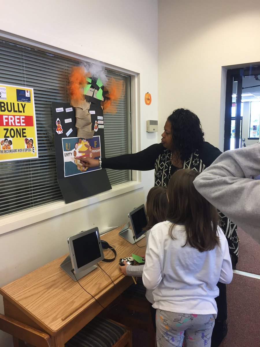EncourageFriend's tweet image. My authors visit to my local library... I had an amazing time talking about bullying prevention unity and friendship building. #stopbullyinginitstracks
#eyeglassesarecool