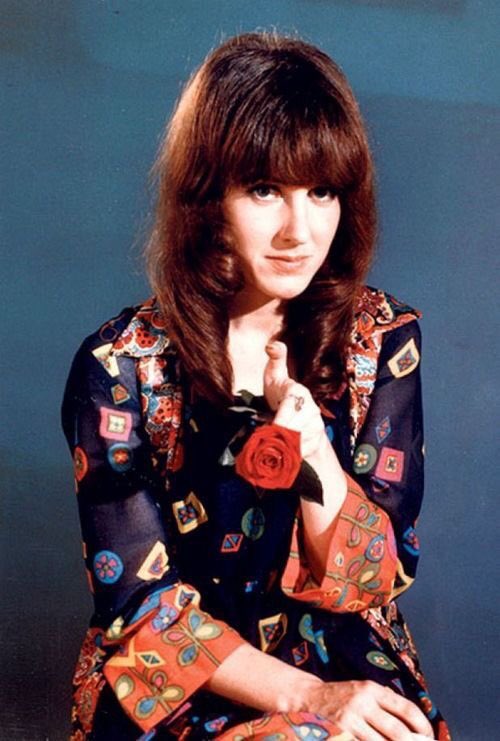 Happy Birthday to my fave psychedelic queen, Grace Slick 