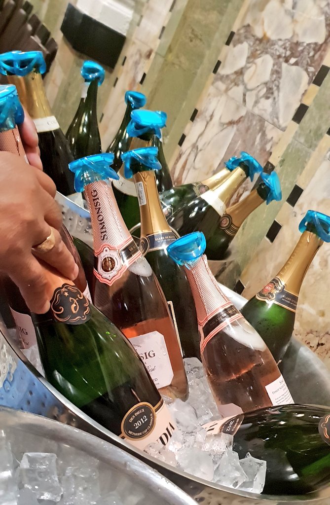 Fastening our seat belts as prepare ourselves for the 3rd @amorim_za MCC Challenge Tasting at the <a href="/TajHotelCT/">Taj Hotel Cape Town</a> #PopTheCorkWithAmorim