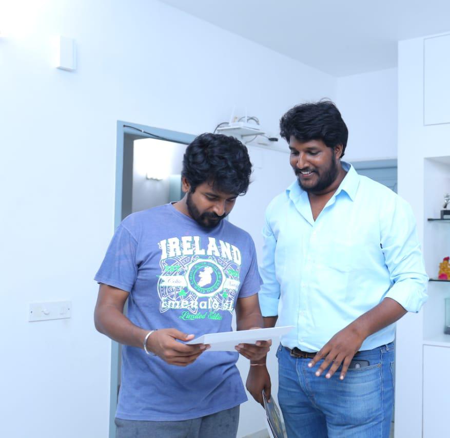 KanchiSkfc's tweet photo. While inviting @Siva_Kartikeyan Anna for #kanaa
#DreamBig women's T20 cricket match. @AllIndiaSKFC @Darshan_Offl @AnandSkfc @SenthilKumarSKF @navneth https://t.co/6UDrvYhNpI