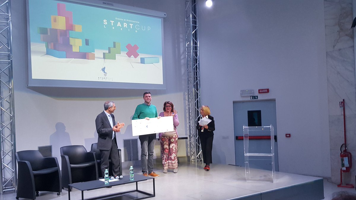 LazioInnova's tweet photo. Vincono i progetti #Splastica plastica sostenibile; #Idroluppolo per la produzione di luppolo con colture idroponiche; #MST un innovativo sensore a microbilancia e #Reco materiali per la bioedilizia @startcuplazio @RegioneLazio #Startcuplazio https://t.co/NnCPRFXWvs