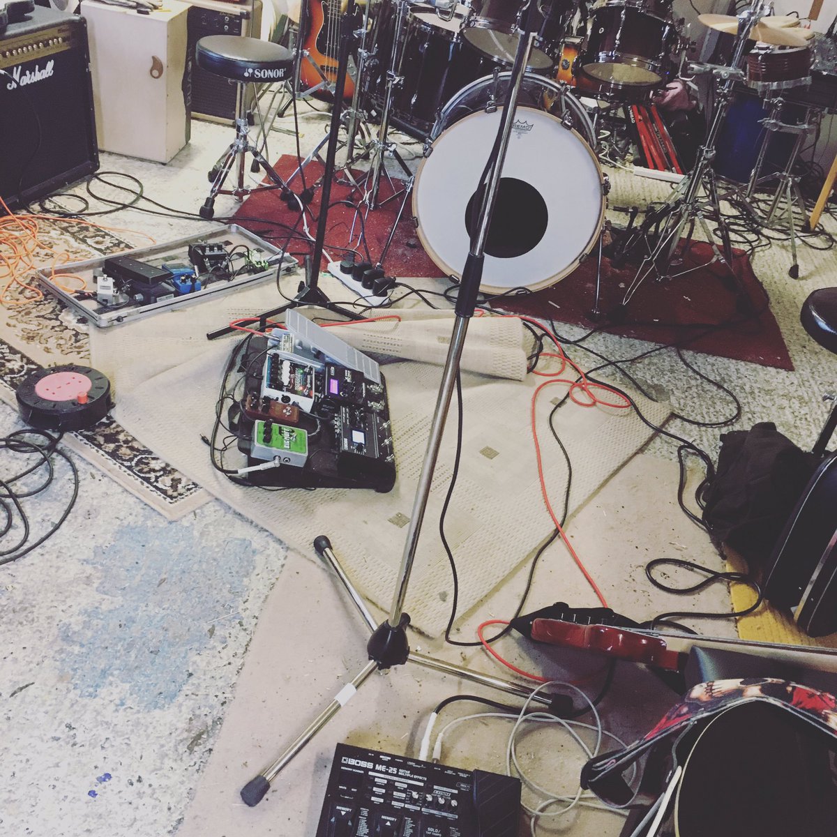 Gearing up for the <a href="/WorkmansDublin/">The Workmans Club</a> on the 5th of November with <a href="/TheKerbsMusic/">The Kerbs</a> and <a href="/nerves_ire/">N E R V E S</a>. Come along if you’re around, who knows there might be a few new tunes. 

#irishmusicparty