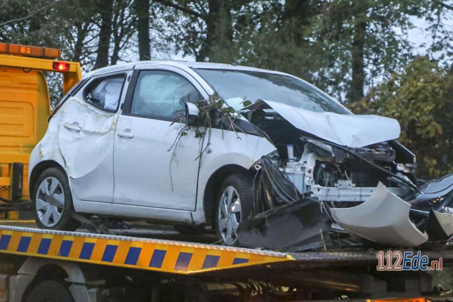 🚨 Auto raakt van de weg in Lunteren 112.press/Qq0Sw1 #Lunteren 112Ede https://t.co/OwcmLYuMHK