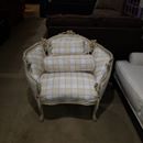 finderkeeperstn's tweet photo. Item # 80200-3 Beige/Tan upholstered accent chair w/ ornate wood trim - $295.00
#finderskeeperstn #ConsignmentFurniture #Brentwood #Sale #Consignment #HomeDesign #Home #FurnituteDesign #Resale #Designer #StealDeal #InteriorDesign #FurnitureStore #Fashion #accentchair @ Finders https://t.co/JDtuT4OGWm