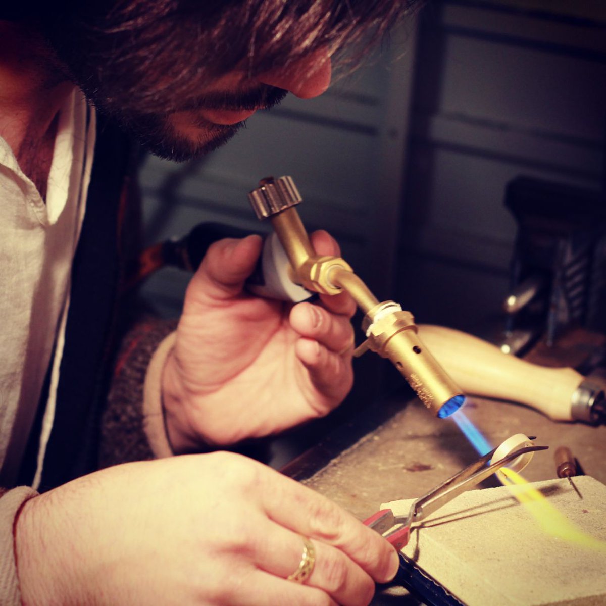 JandEJewellery's tweet image. Joining the ring
buff.ly/2OUk1ua
#handpickedwetherby
#wetherby
#yorkshiregoldsmith