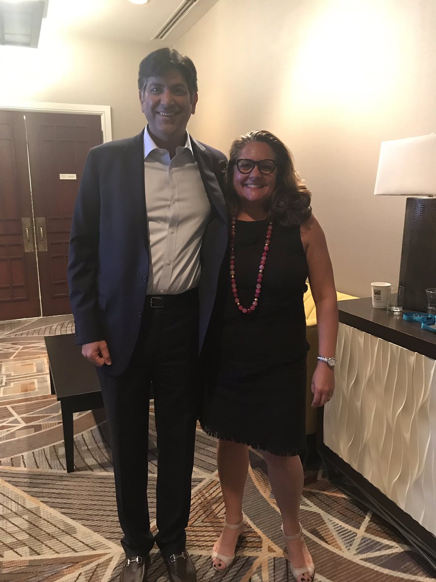 What an honor to welcome @aneeshchopra, fellow @JohnsHopkins alum and America’s first CTO under @BarackObama, to #DXCEngage as our keynote speaker. @DXCTechnology