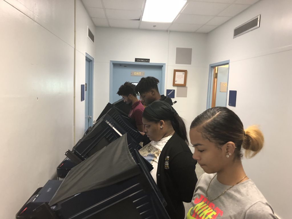 McDonogh35's tweet photo. Shoutout to the New Orleans Alumnae Chapter of Delta Sigma Theta Sorority, Inc. and our beloved Civics teacher for making sure our students have the opportunity to vote! #35ACHIEVE #RoneagleExcellence #StudentEmpowerment https://t.co/ZIJGzzDFEu